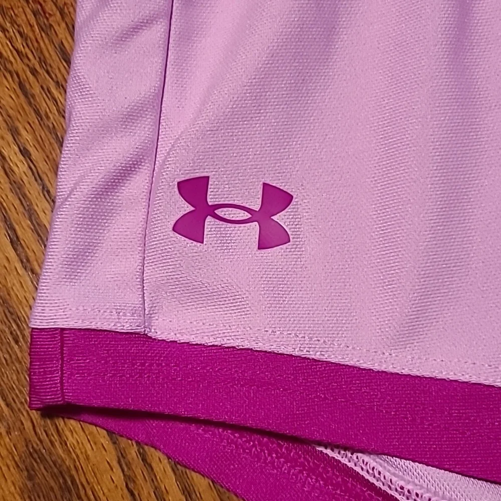 Under Armour Athletic Shorts- Girls XL
